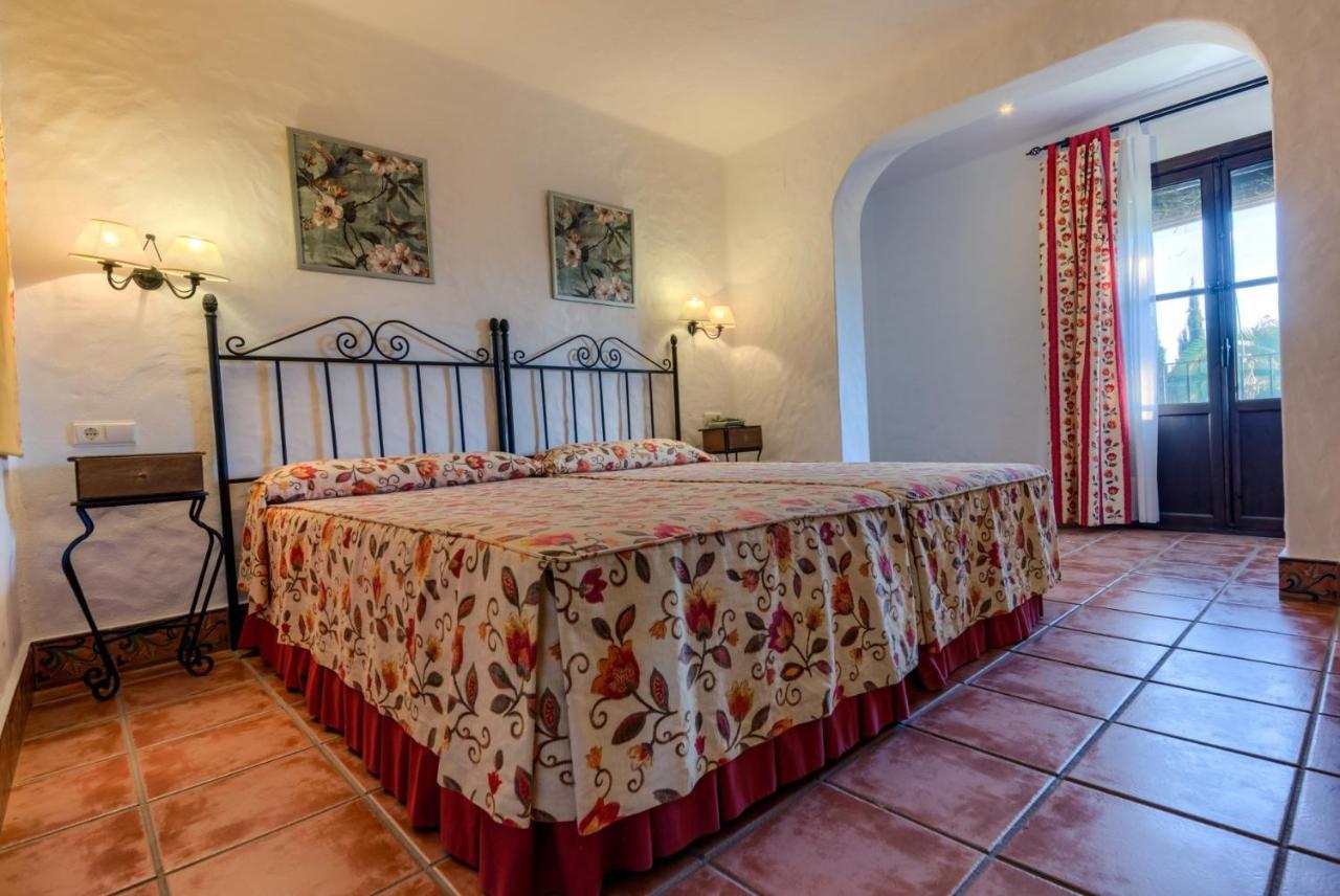 فيلا Hacienda Roche Viejo كونيل ذي لا فرونتيرا المظهر الخارجي الصورة