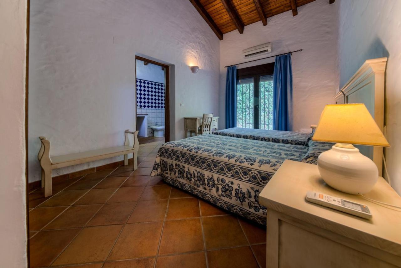 فيلا Hacienda Roche Viejo كونيل ذي لا فرونتيرا المظهر الخارجي الصورة