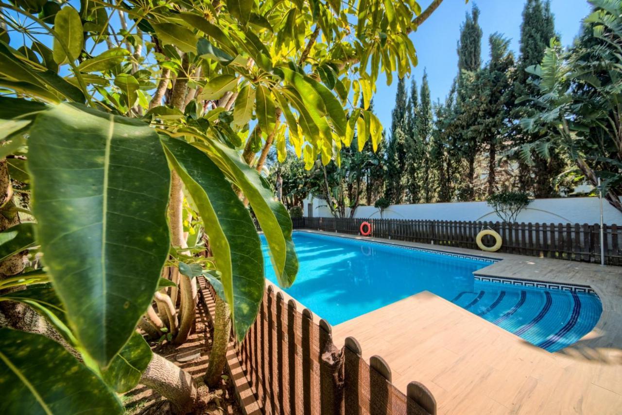 فيلا Hacienda Roche Viejo كونيل ذي لا فرونتيرا المظهر الخارجي الصورة